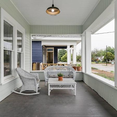 ווייקו Restored 1930S Uptown Bungalow 2 Min. To Magnolia מראה חיצוני תמונה