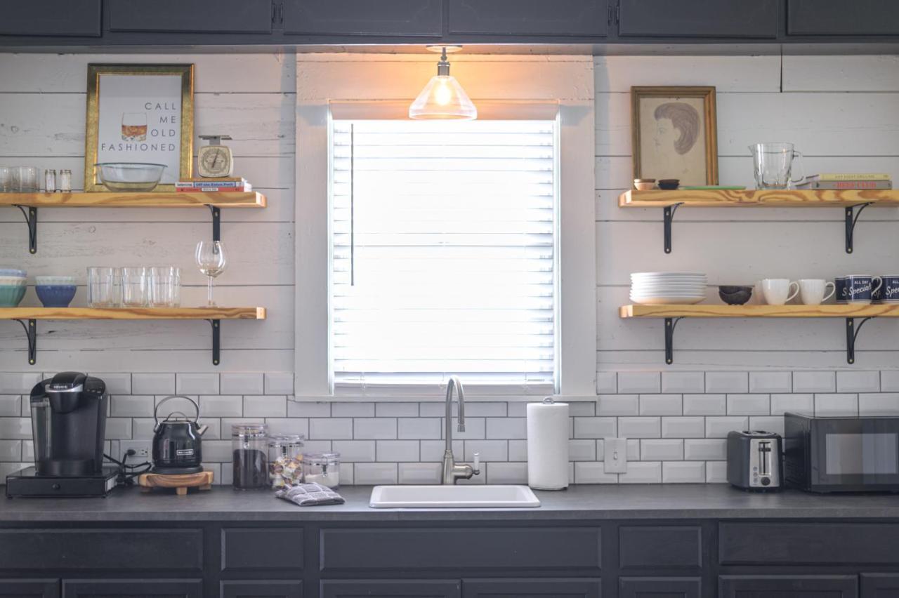 ווייקו Restored 1930S Uptown Bungalow 2 Min. To Magnolia מראה חיצוני תמונה